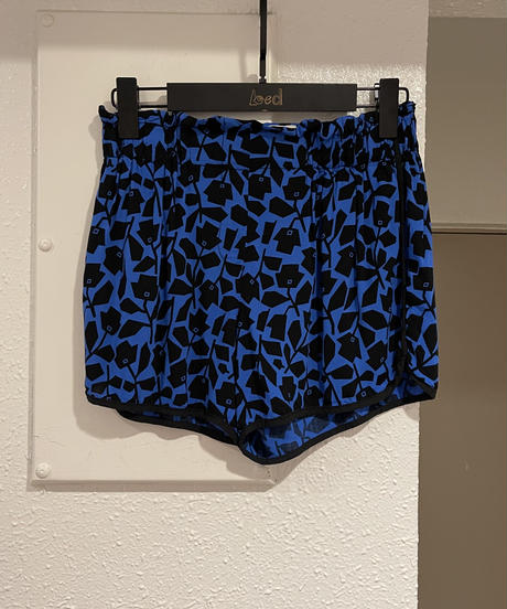【Used】<br>花柄モダンショートパンツ