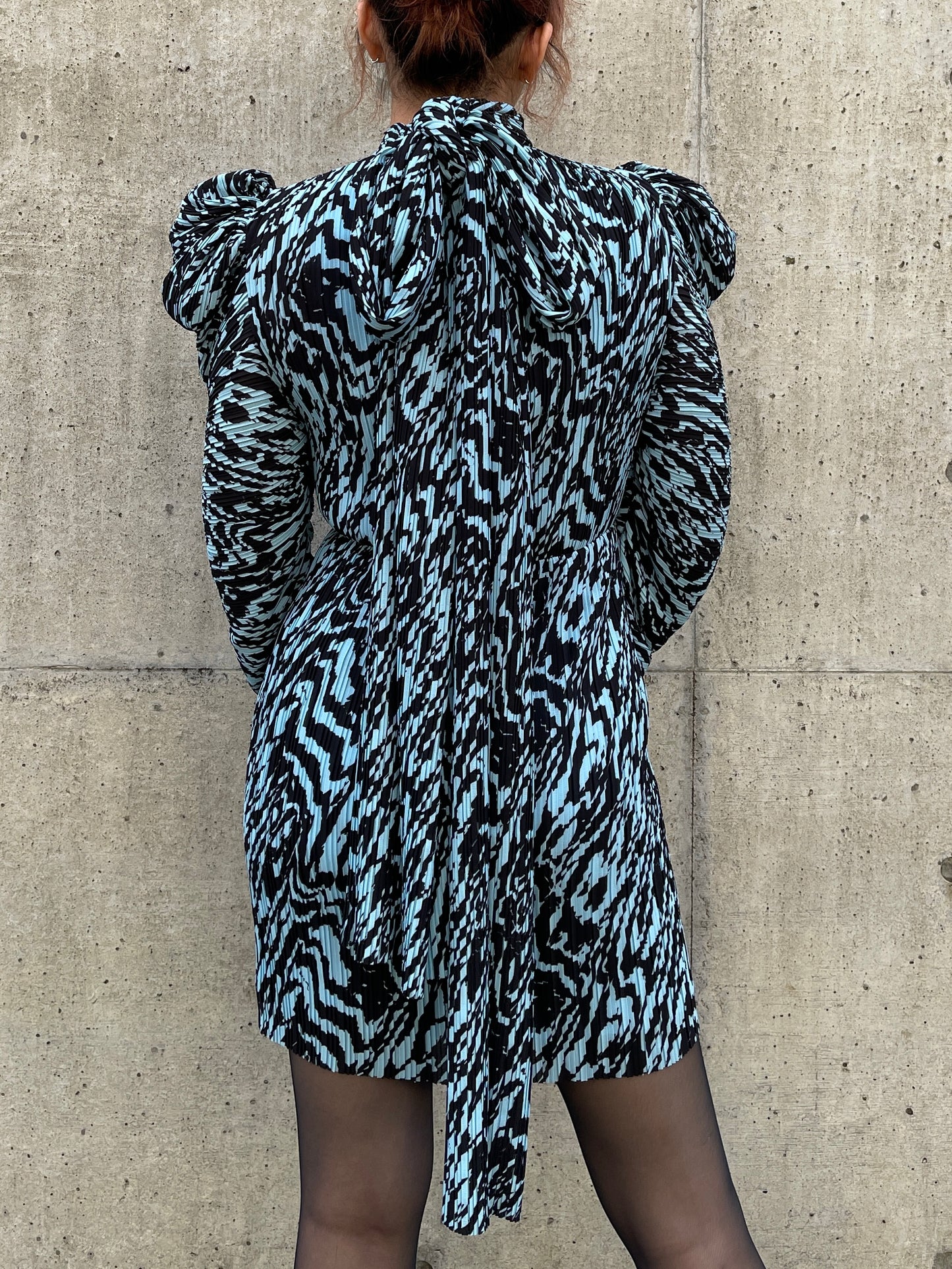 【Used】<br>"SOLACE LONDON"<br>ウェーブ柄プリーツドレス