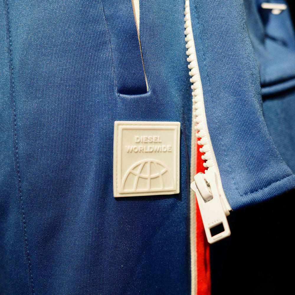 
                      
                        DIESEL ジャージセットアップ
                      
                    