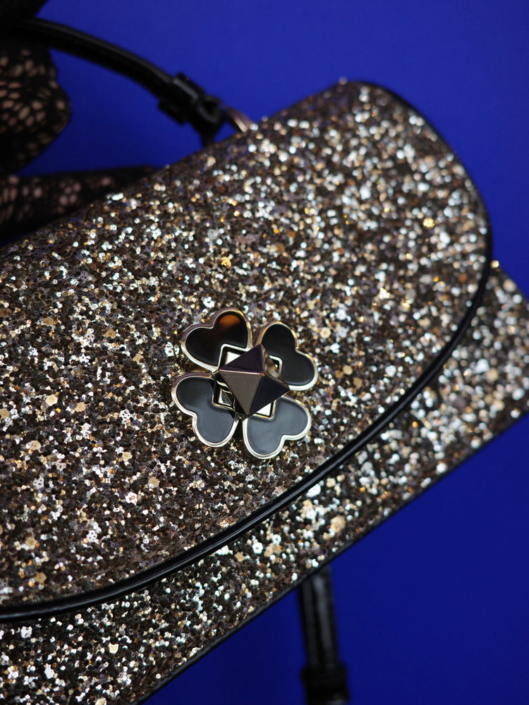 
                      
                        KATE SPADE グリッターエナメルハンドバッグ
                      
                    