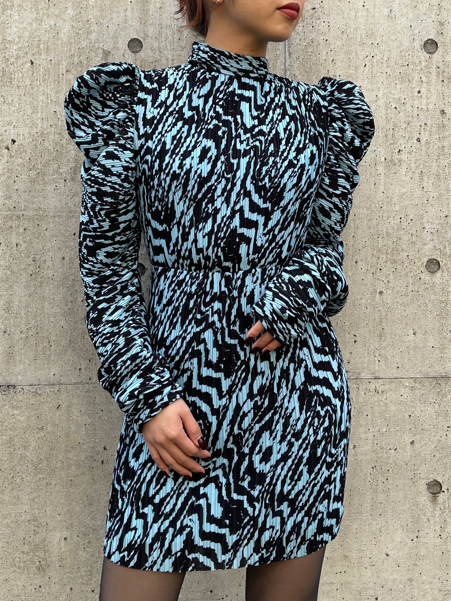 【Used】<br>"SOLACE LONDON"<br>ウェーブ柄プリーツドレス