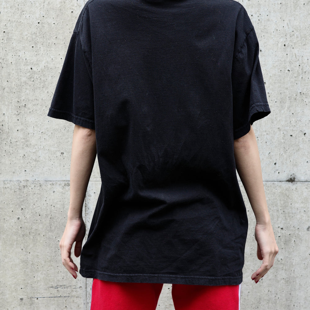 
                      
                        PALE WAVES Tシャツ
                      
                    