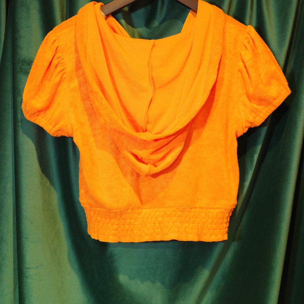 
                      
                        Nφ dress パイルクロップドジップパーカー
                      
                    