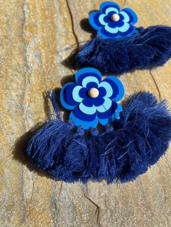 【Used】<br>お花フリンジピアス