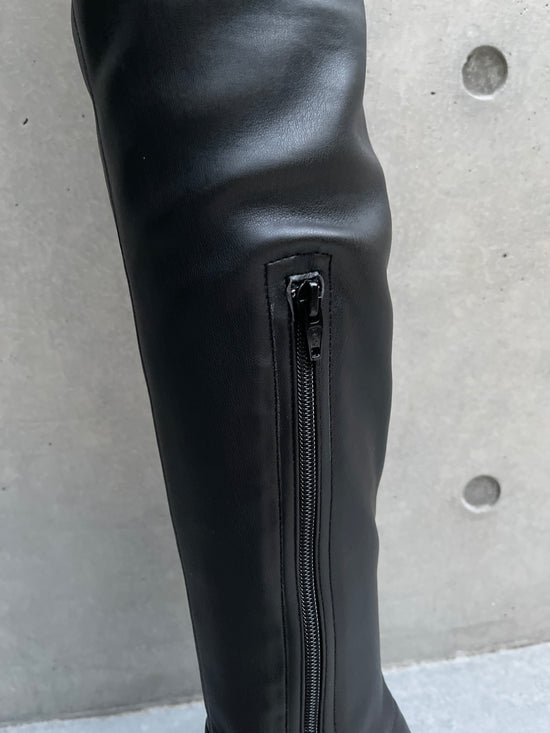 【Used】<br>”STAUD”フェイクレザーオーバーニーブーツ
