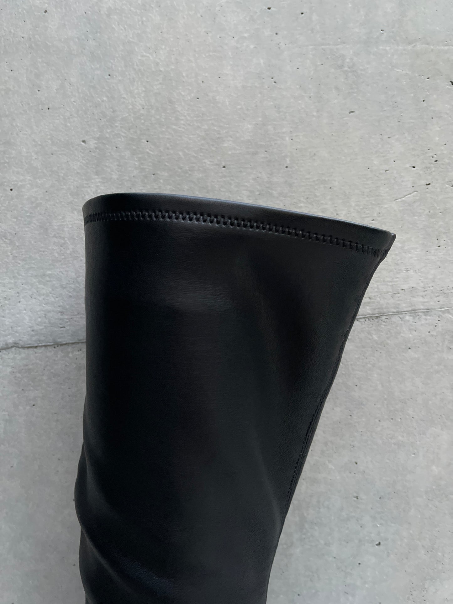 【Used】<br>”STAUD”フェイクレザーオーバーニーブーツ