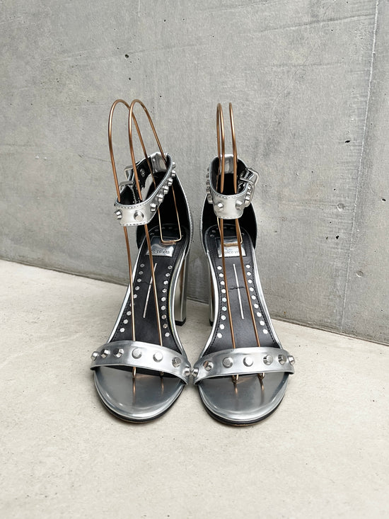 【Used】<br>"Dolce Vita"スタッズ付きシルバーヒールサンダル