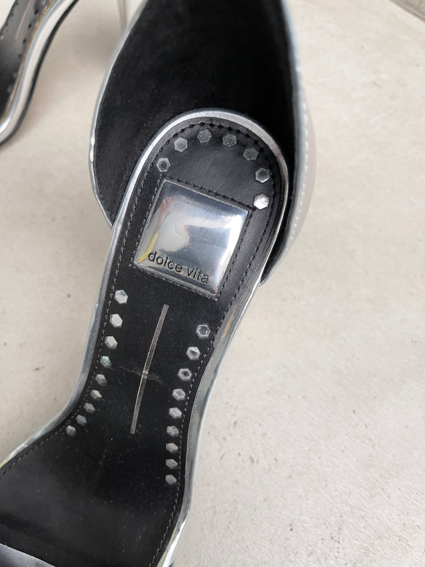 【Used】<br>"Dolce Vita"スタッズ付きシルバーヒールサンダル