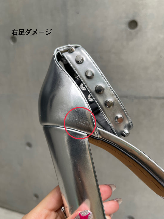 【Used】<br>"Dolce Vita"スタッズ付きシルバーヒールサンダル