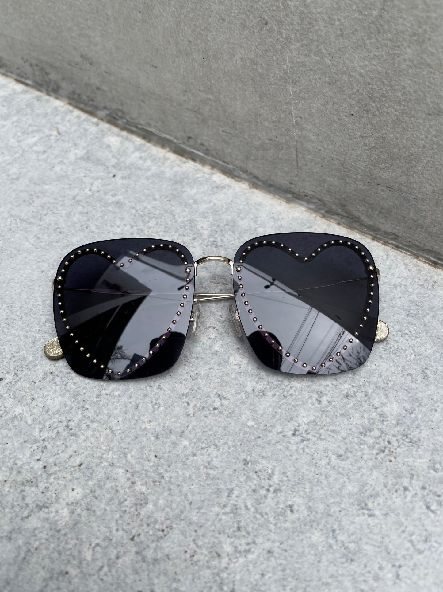 【Used】<br>"Marc Jacobs"メタルハートスクエアサングラス