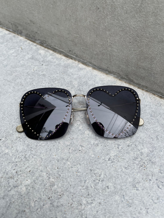 【Used】<br>"Marc Jacobs"メタルハートスクエアサングラス