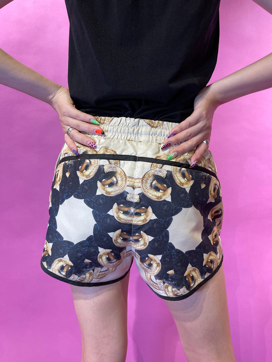 【Used】<br>スカーフ柄ランニングショートパンツ