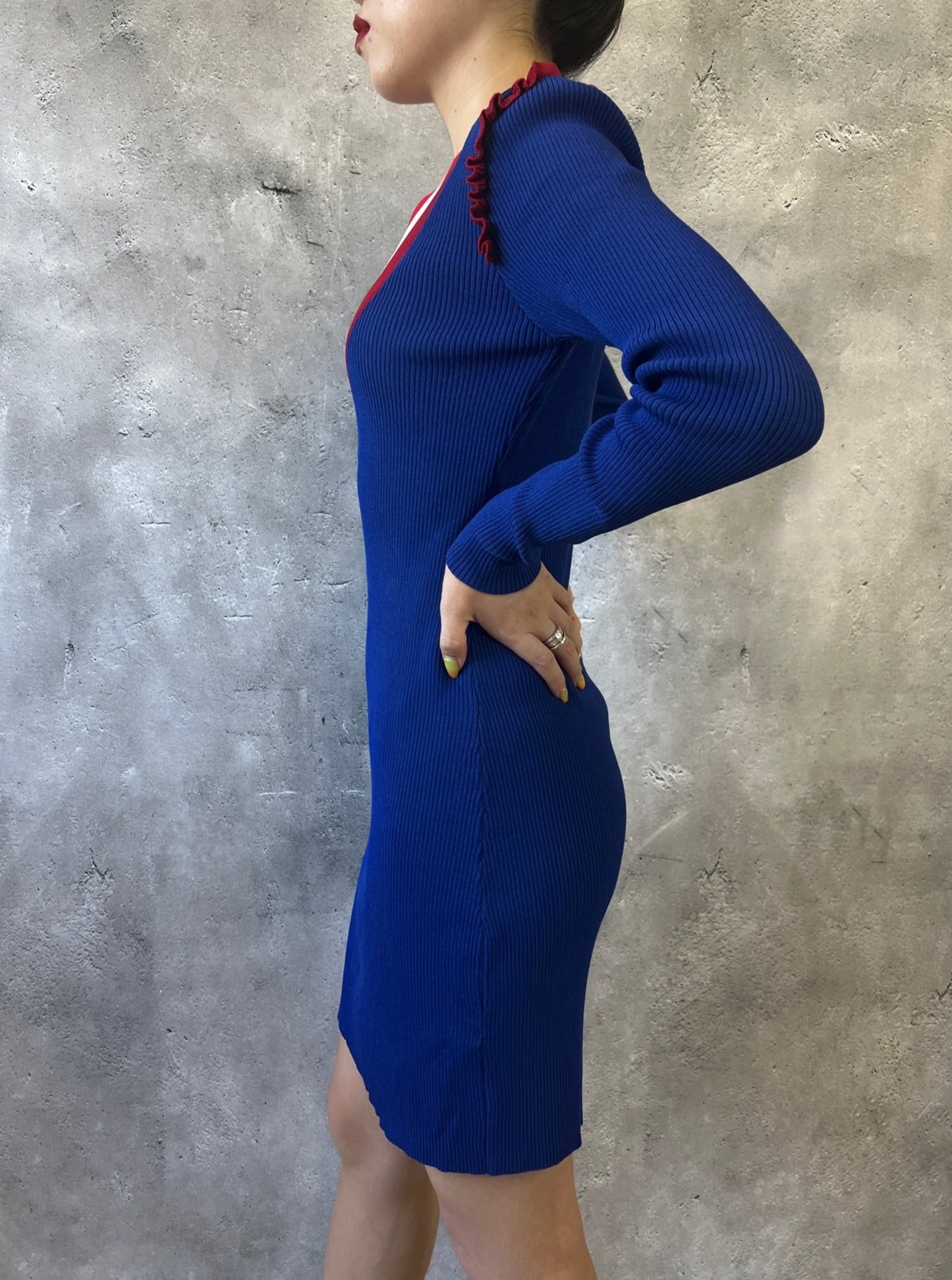 【Used】<br>ラインデザインリブニットワンピース
