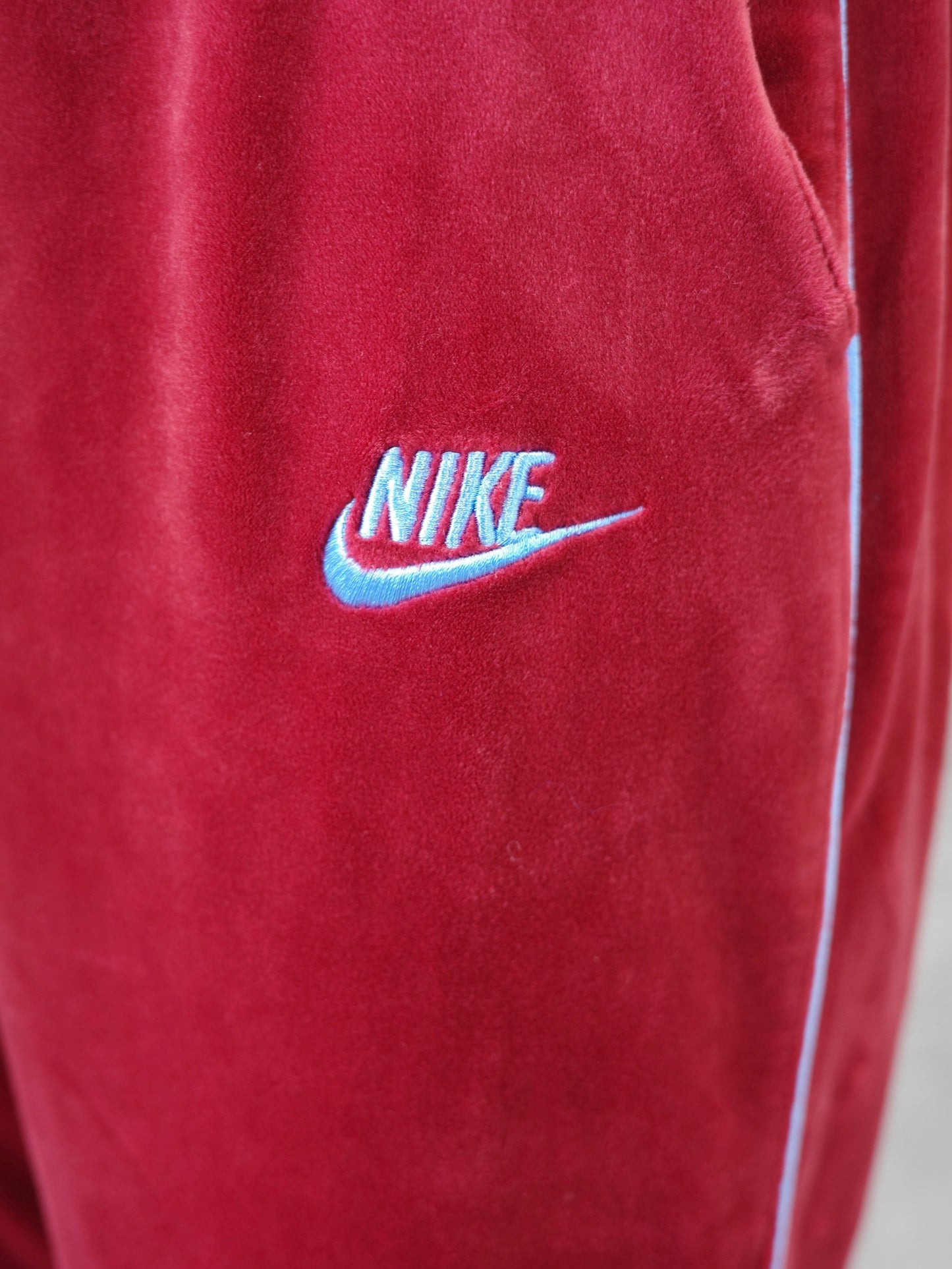 【Used】<br>"NIKE"<br>ベロアジョガーパンツ
