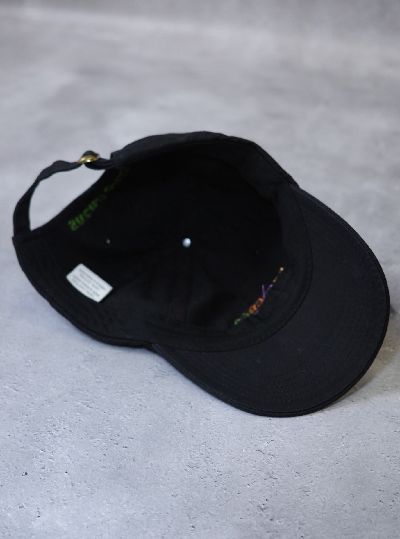 【Used】<br>”VERY COOL”ベースボールキャップ
