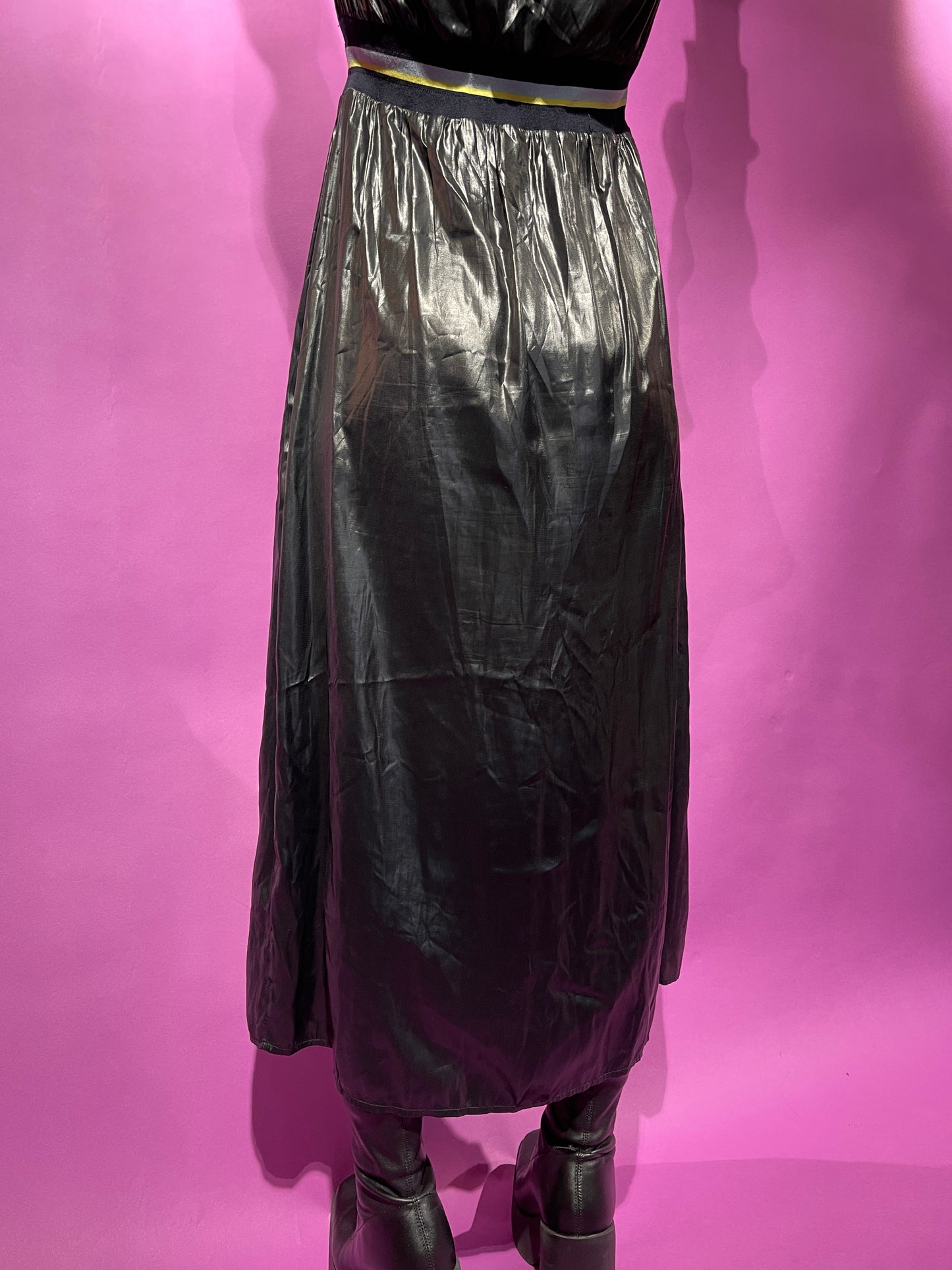 【Used】<br>ラスターブラックロングドレス