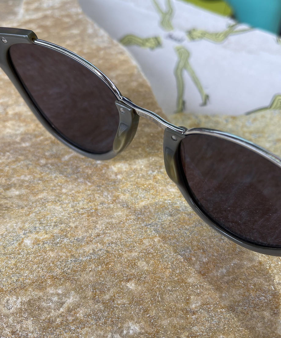 [Used] "Grayant" Cat's Eye Sunglasses