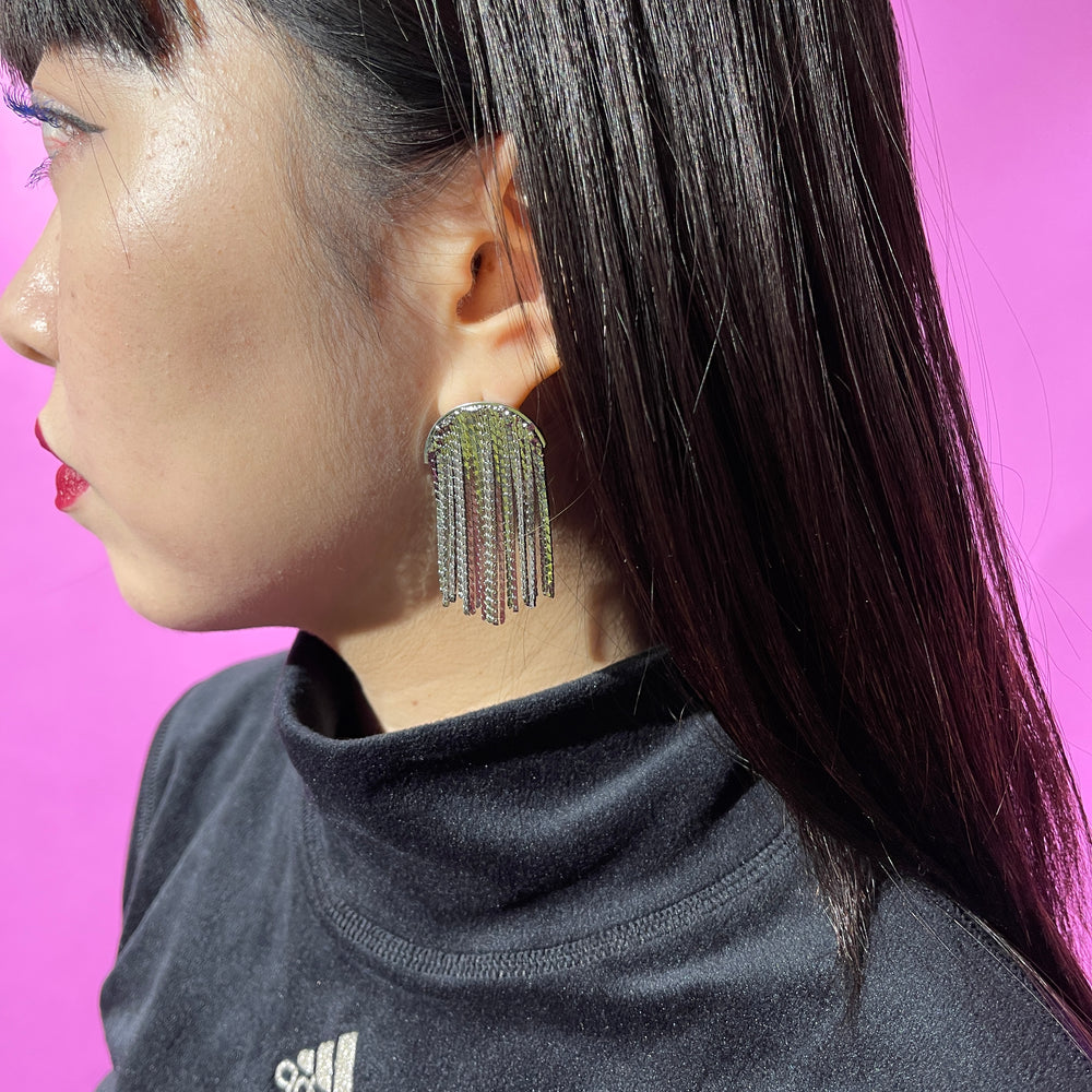 
                      
                        ディスコデザインピアス
                      
                    