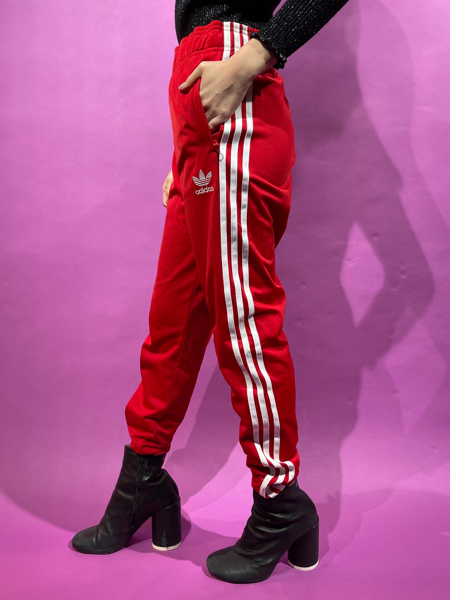 【Used】<br>"adidas" トラックパンツ