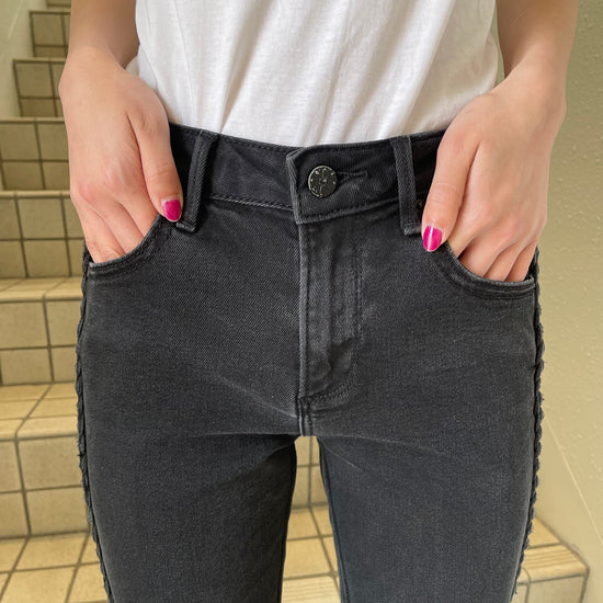 【Used】<br>レースアップデザインスキニーデニム