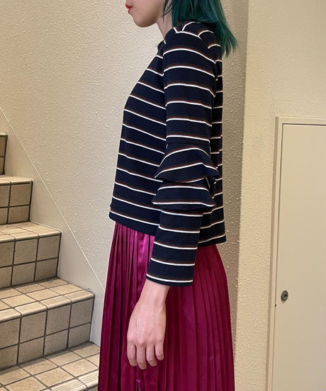 【Used】フリルデザインストライプトップス
