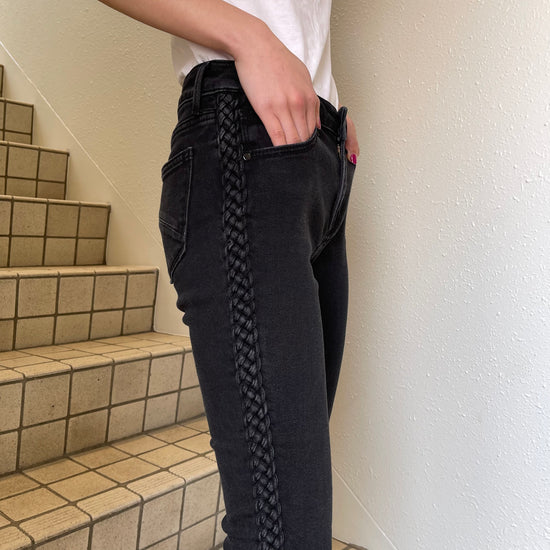 【Used】<br>レースアップデザインスキニーデニム