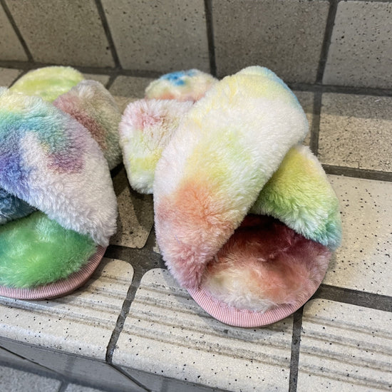 【Selected item】タイダイファーサンダル